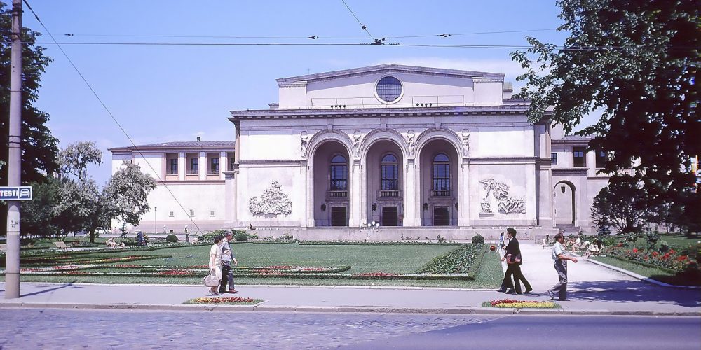 opera romana din piata victor babes cartier cotroceni poze vechi